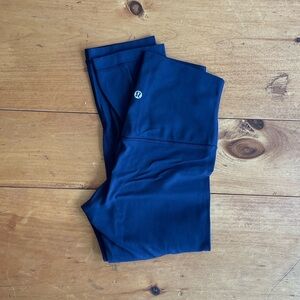 Lululemon Align Crop Leggings  Size 4 Navy 19” Inseam
